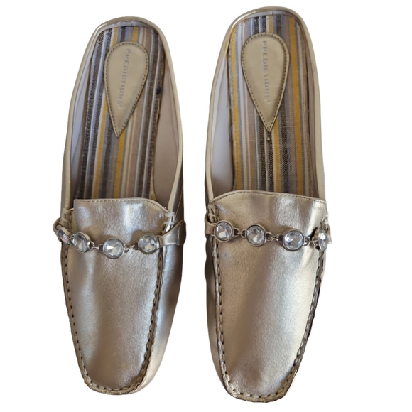 Predictions Women's Slides - Picture 6 of 8